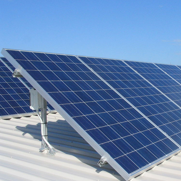 志升太阳能光伏发电站 采用铝合金支架 隆基乐叶光伏板 古瑞瓦特逆变器 户用房顶斜铺光伏发电棚 5800-6000元一千瓦